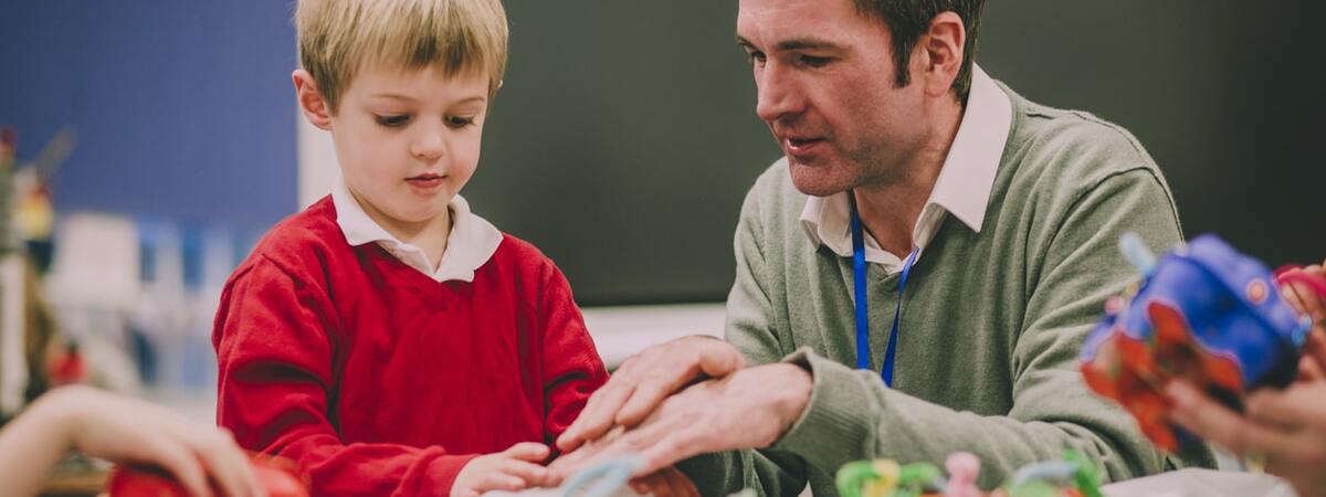 Qualifications Needed to Become a Teaching Assistant