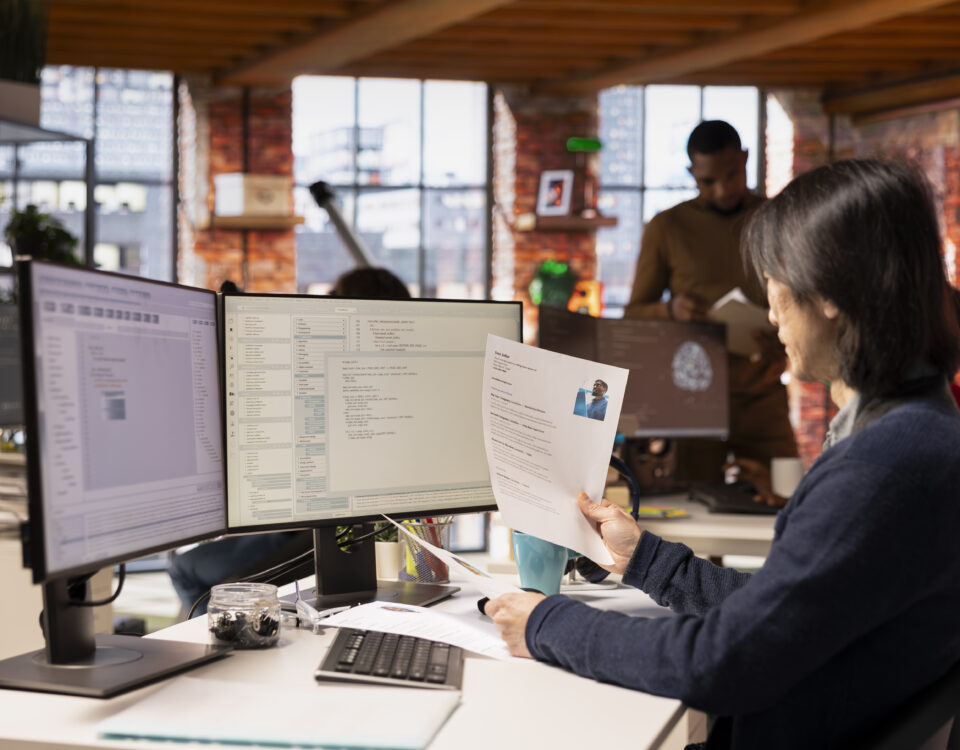 What Is the Best Website for Building a CV to Work in Dubai